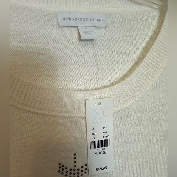 Lightweight Embellished‎ Sweater - Picture 8 of 14